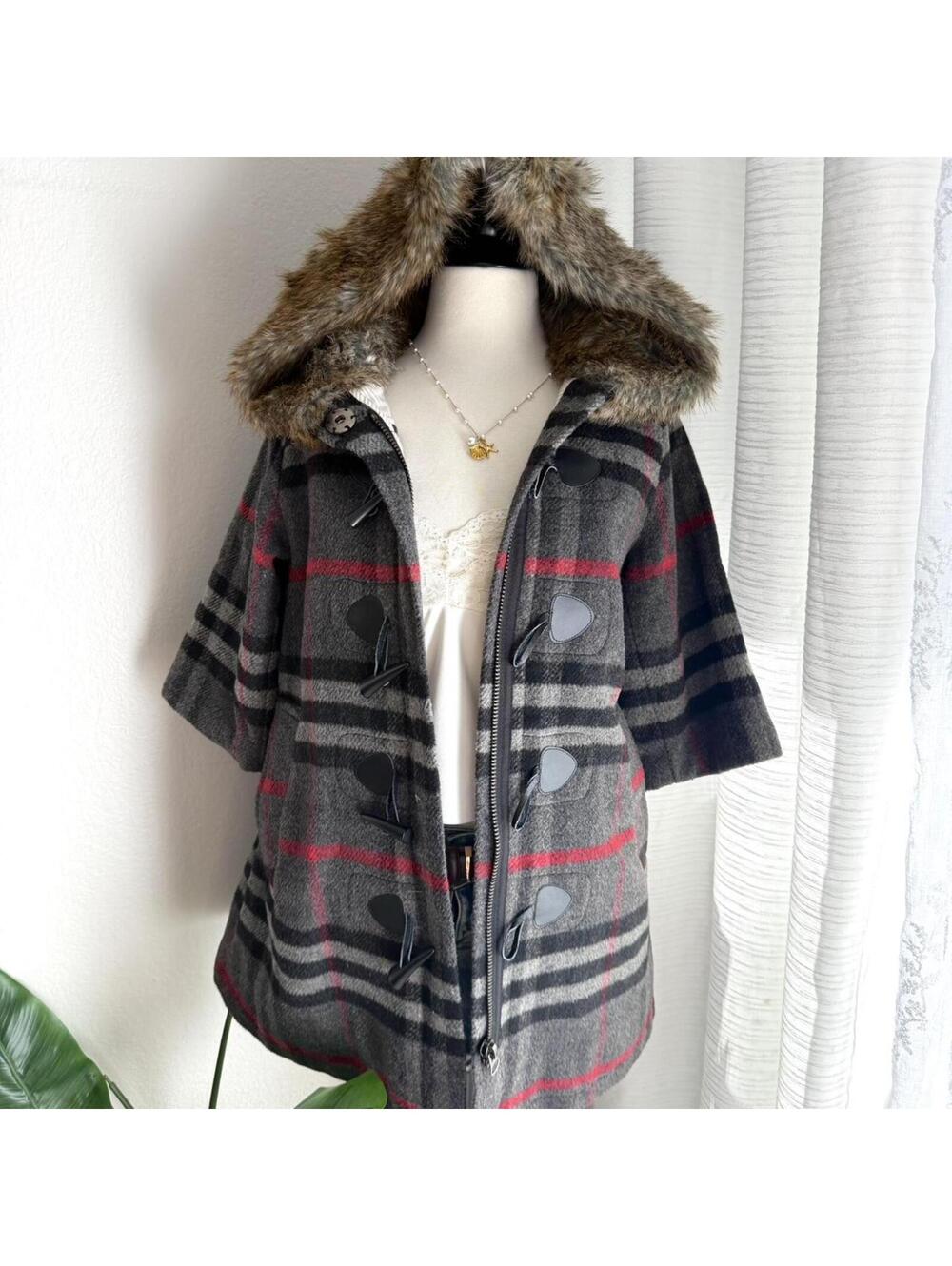 Y2K Herita Plaid Faux Fur Hooded Cape Coat